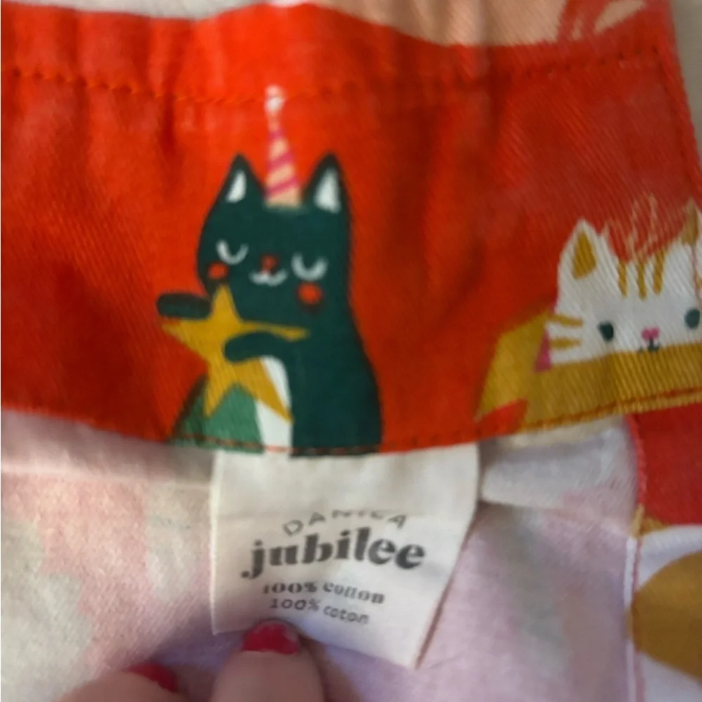 : : DANICA JUBILEE 100% Cotton Cat Print Holiday Apron : :